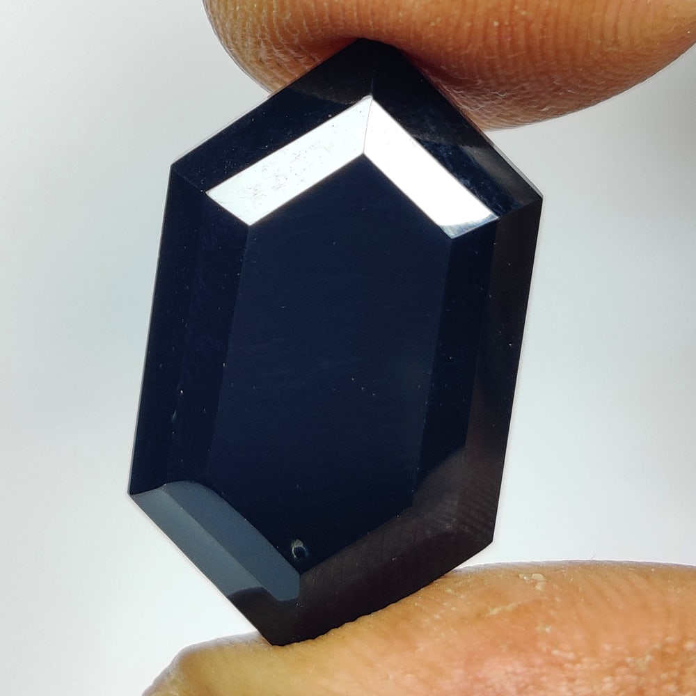 10.06 Ct Natural Black Onyx Fancy Cut (1 of 2)