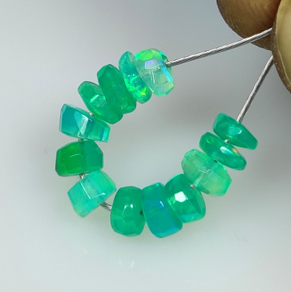 2.35 Ct Natural Green Fire Opal Round Beads (1 of 2)