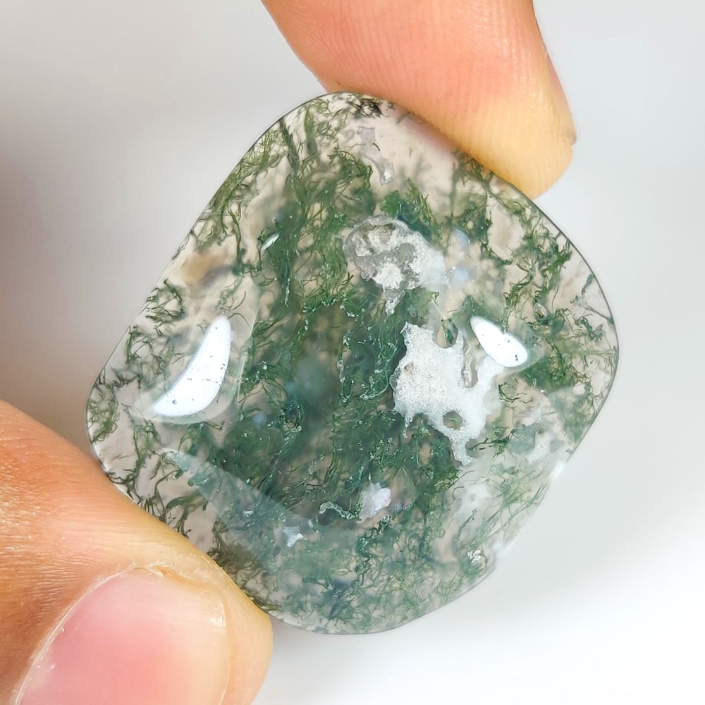 39.82 Ct Natural Moss Agate Unshaped Cab: Weight - 39.82 Ct / Size - 31.00 x 28.00 x 5.50 mm / Shape - Excellent Unshaped Cab / Clarity - Opaque / Origin - Brazil / Treatment - None