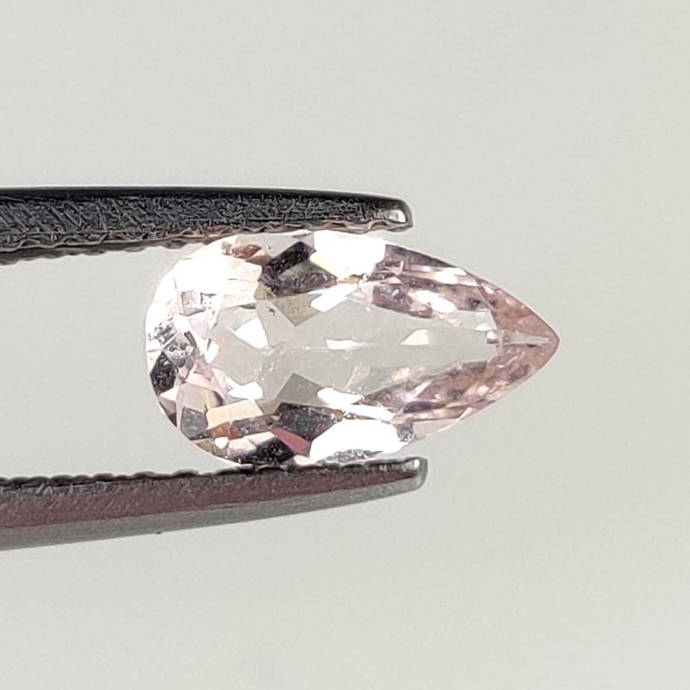 0.78 Ct Natural Pleasant Pink Morganite Pear Cut: Weight - 0.78 Ct / Dimensions - 8.50 x 5.00 x 3.20 mm / Shape - Pear Cut / Clarity - VVS / Origin - Brazil / Treatment - None