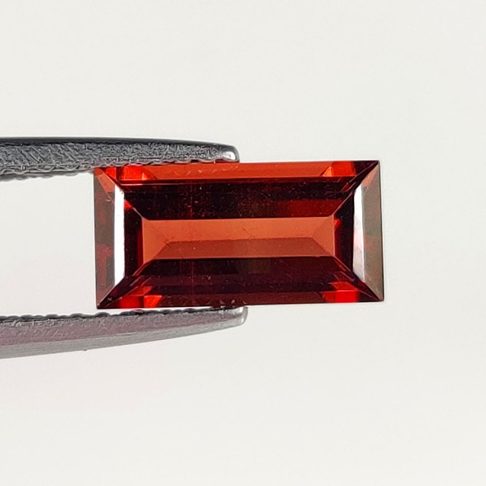 1.88 Ct Natural Almandite Garnet Rectangle cut (1 of 2)