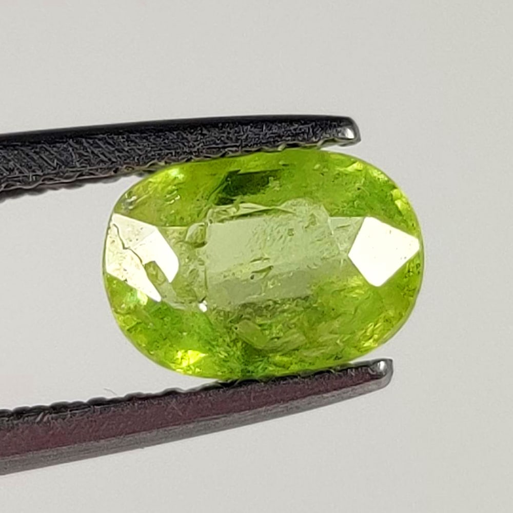 0.98 Ct Natural Sphene OVal Cut (1 of 2)