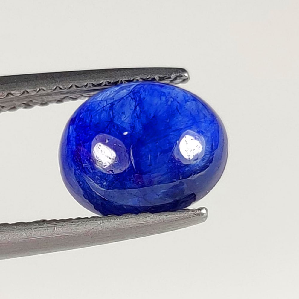 3.00 Ct Natural Blue Sapphire Oval Cab: Weight - 3.00 Ct / Size- 9.00 x 7.50 x 4.00 mm / Shape - Oval Cab / Clarity - Opaque / Origin - Sri Lanka / Treatment - Diffused
