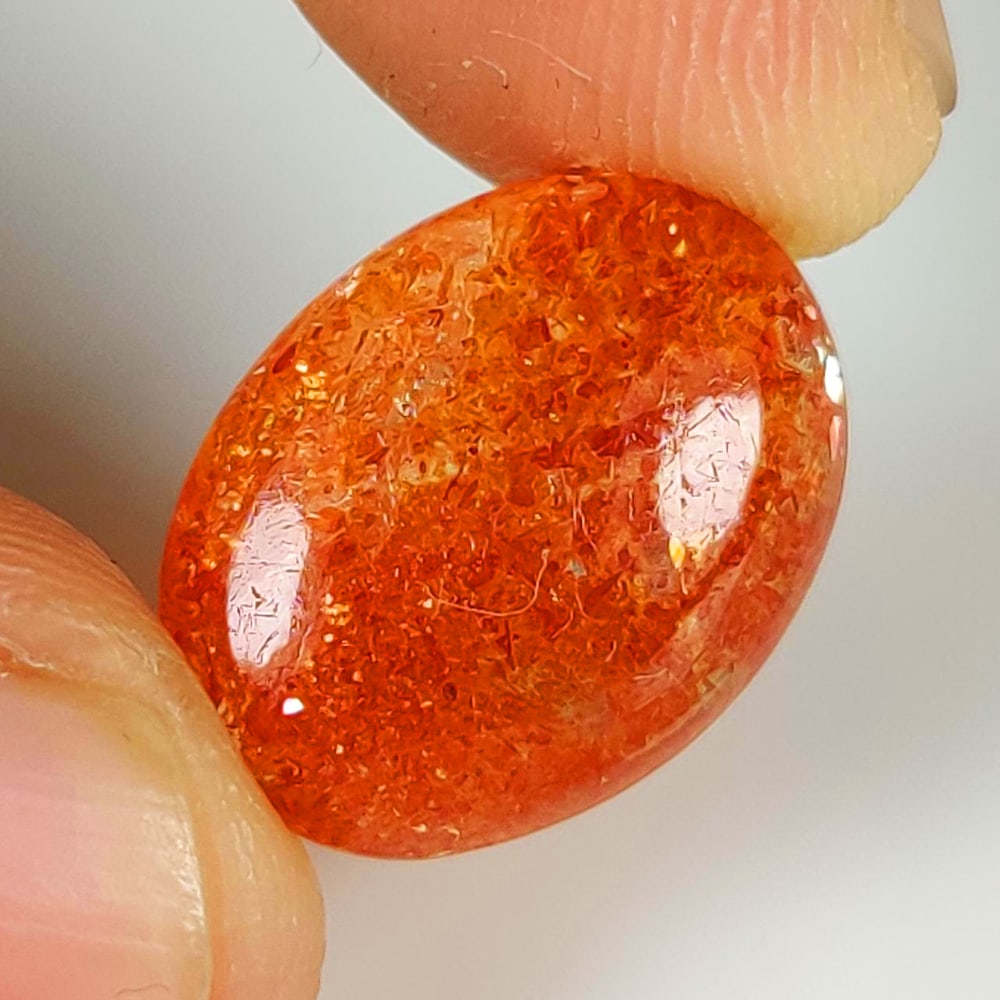 8.30 Ct Natural Fanta Glittering Sunstone Oval Cab: Weight - 8.30 Ct / Dimensions - 16.20 x 12.30x 5.70 mm / Good Color / Oval Cab - Ready for Jewellery Setting / Origin - Arizona / Treatment - None