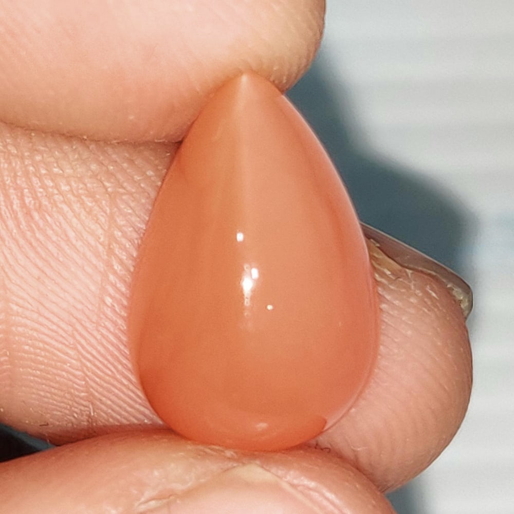 6.54 Ct Natural Moonstone Pear Cab: Weight - 6.54 Ct / Dimensions - 15.00 x 10.00 x 7.30 mm / Shape - Pear Cab / Clarity - Semi-Transparent / Origin - India / Treatment - None