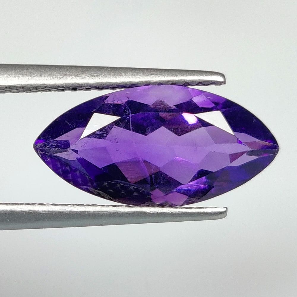 3.79 Ct Natural Purple Amethyst Marquise Cut: Weight - 3.79 Ct / Dimensions - 16.10 x 8.00 x 5.50 mm / Shape - Marquise Cut / Color - Purple / Clarity - VVS / Origin -Brazil / Treatment - Heated