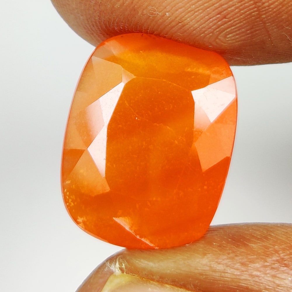 7.74 Ct Natural Orange Carnelian Cushion cut: Weight - 7.74 Ct / Dimensions - 16.00 x 12.30 x 6.00 mm / Shape & Cut - Cushion Cut / Transparency - Semi - Opaque / Origin - Brazil