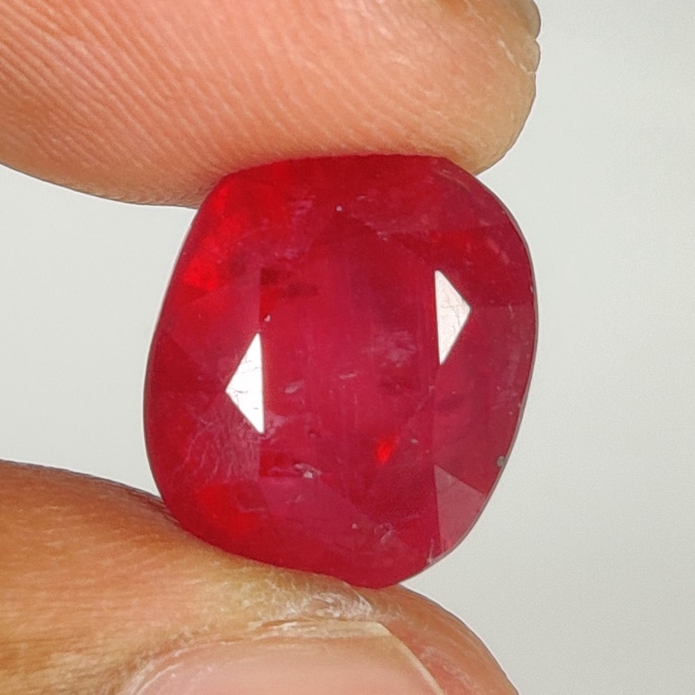 11.38 Ct Natural Pinkish Red Ruby Cushion cut (1 of 2)