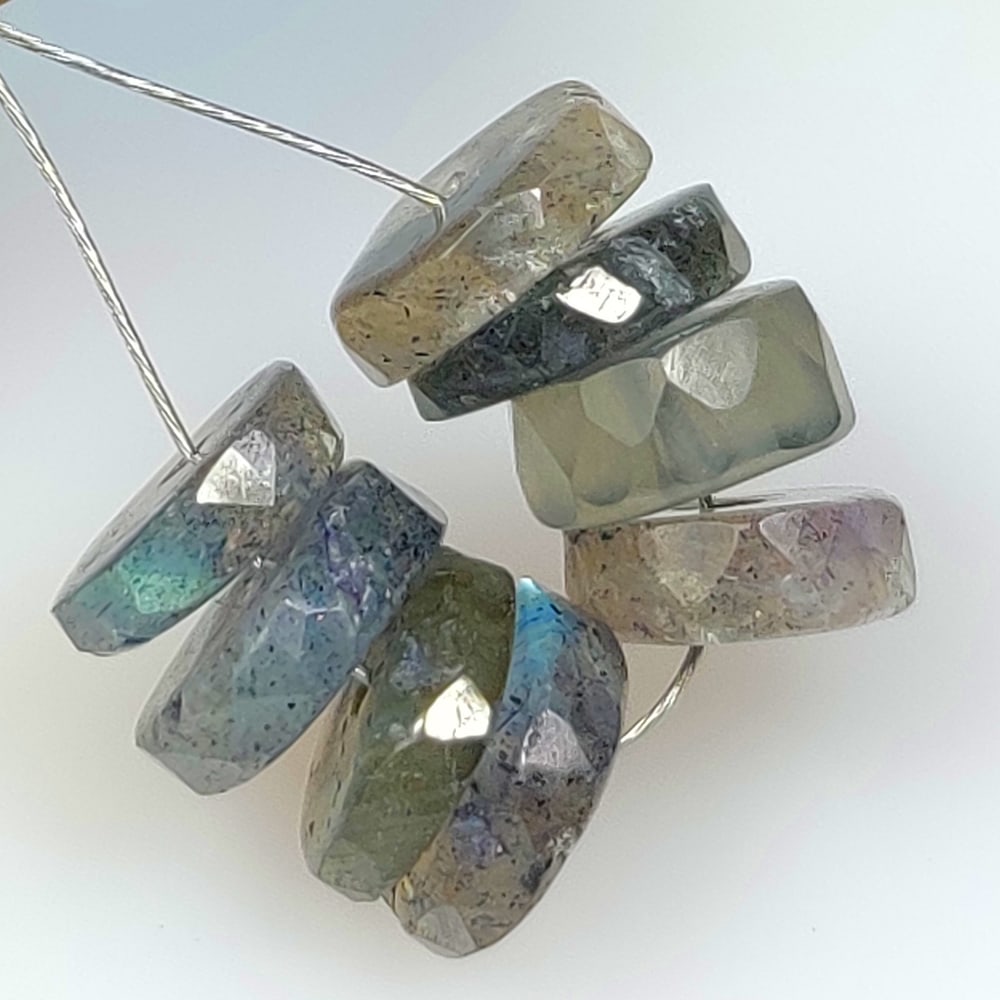 12.00 Ct Natural Blue Shaded Labradorite Round Beads: Weight - 12.00 Ct / Dimensions - 7.70 - 8.10 mm / 8 Pc's / Shape - Excellent Round Beads / Clarity - Opaque / Origin - Africa / Treatment - None