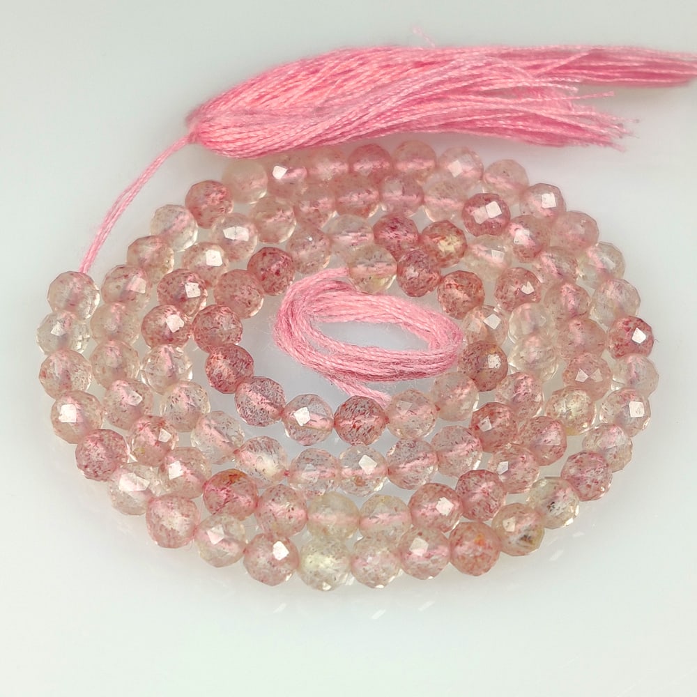 24.12 Ct Natural Strawberry Quartz Round Cut Beads (1 of 2)