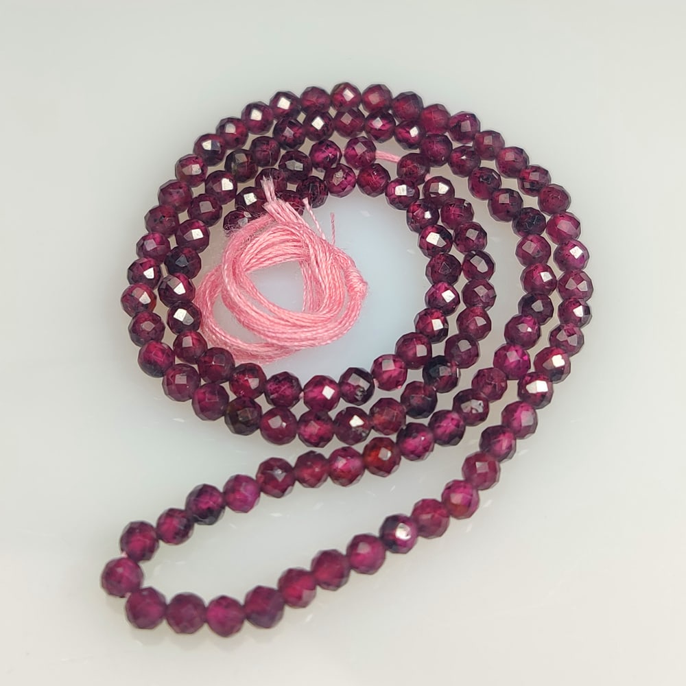 26.51 Ct Natural Almandite Garnet Round Beads: Weight - 26.51 Ct / Dimensions - 2.80 - 3.00 mm / 119 Pc's / Shape - Round Beads / Clarity - VVS / Origin - Nigeria / Treatment - None