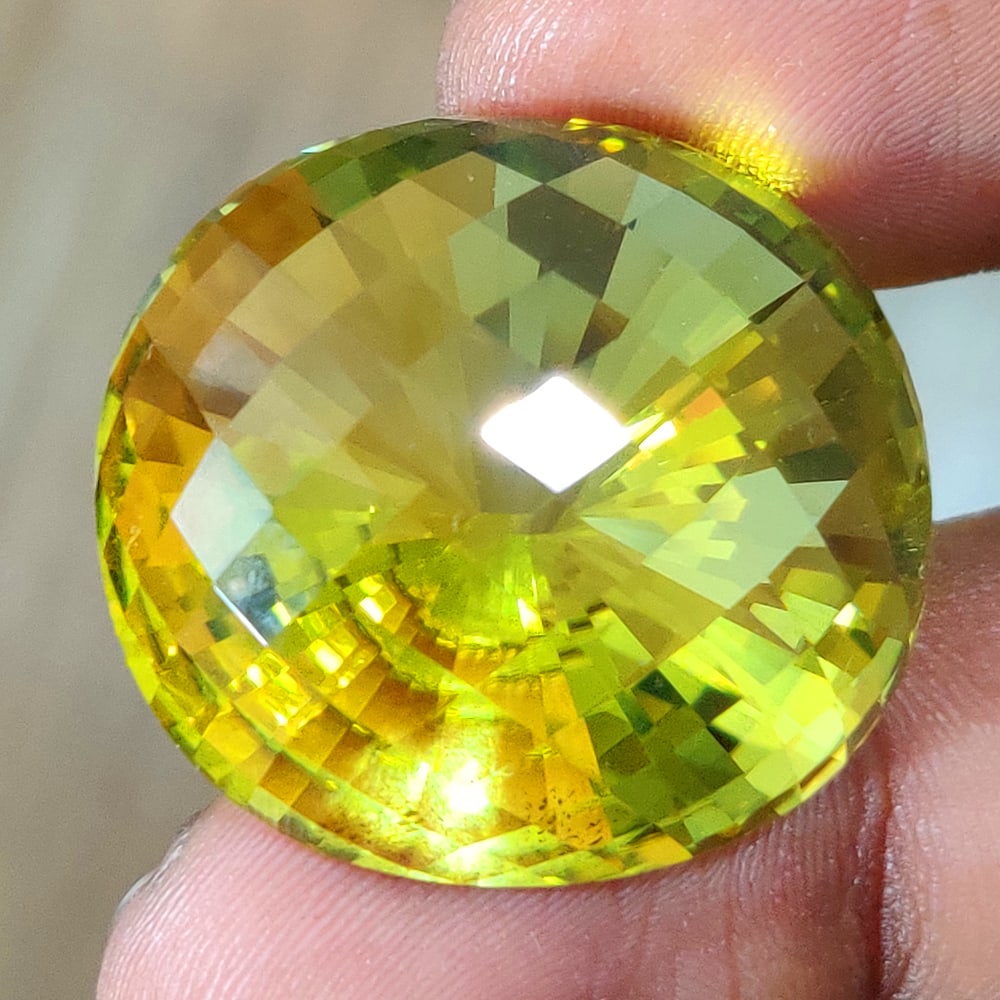 60.92 Ct Natural Lemon Quartz Oval Checkerboard Cut (1 of 3)