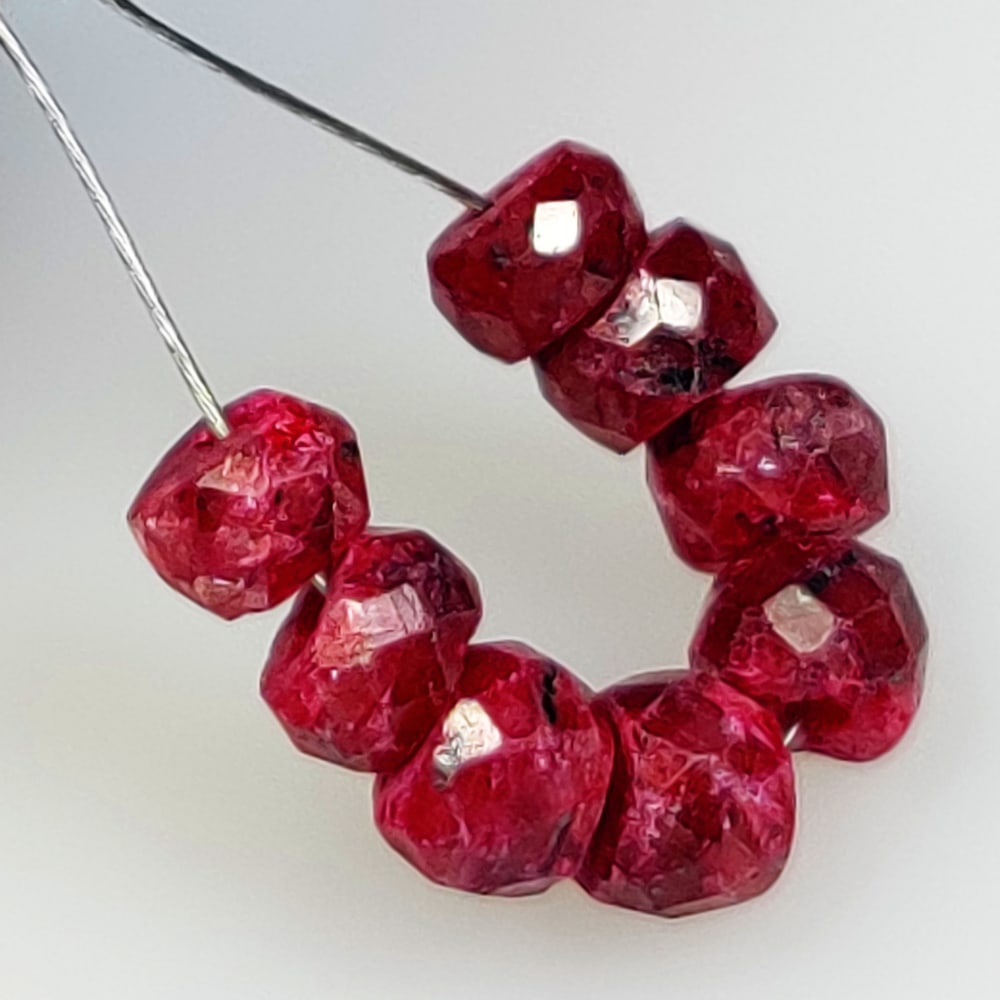 5.44 Ct Natural Red Ruby Round Beads (1 of 2)