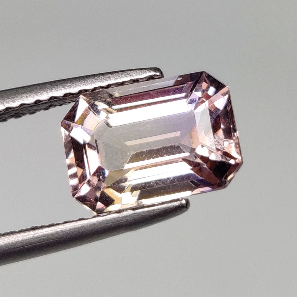 2.34 Ct Natural Bicolor Ametrine Octagon Cut: Weight - 2.34 Ct / Dimensions - 9.60 x 6.70 x 5.30 mm / Shape - Octagon Cut / Color - Bicolor / Clarity - VVS / Origin -Brazil / Treatment - None