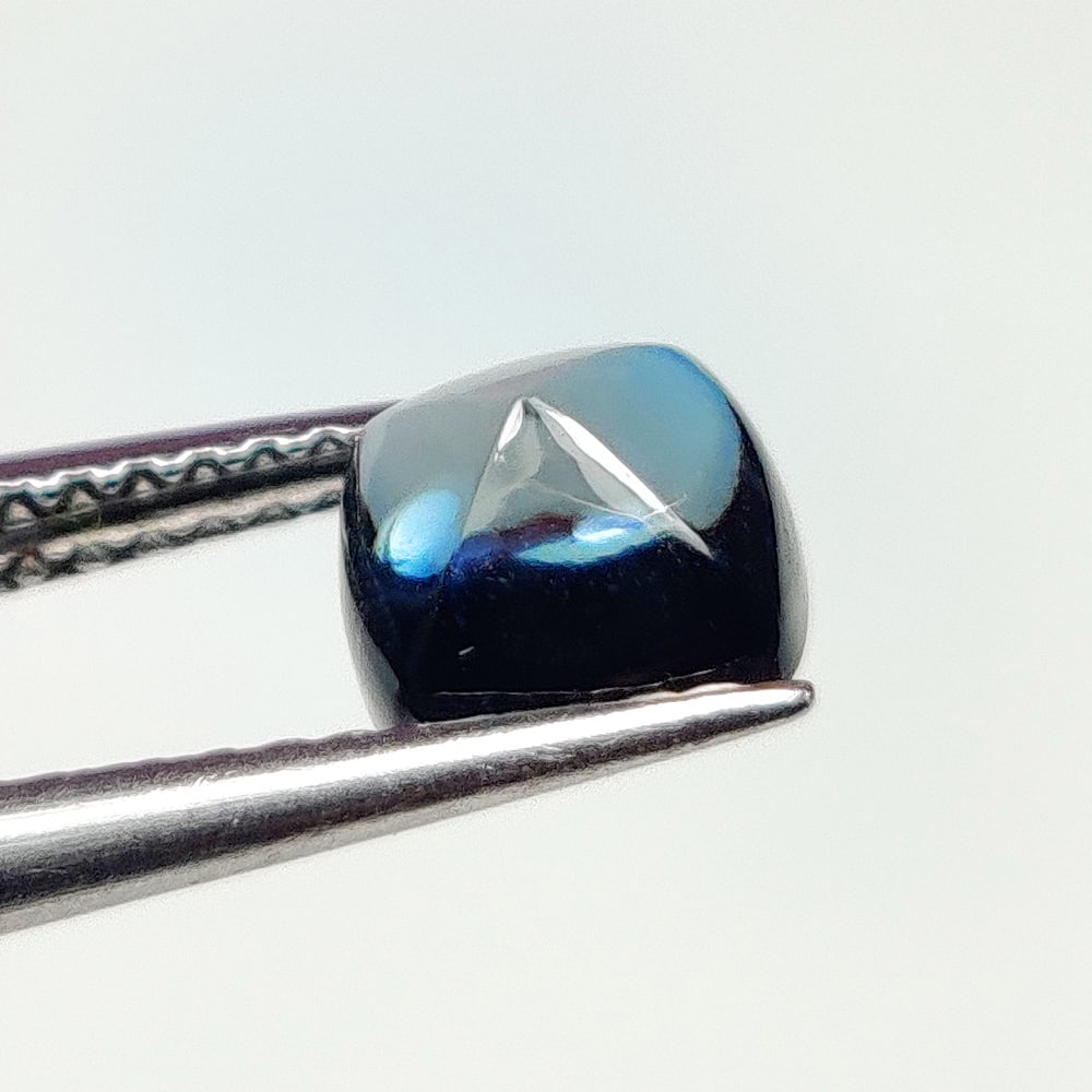 1.59 Ct Natural London Blue Topaz Cushion Cab: Weight : 1.59 Ct / Dimensions : 6.20 x 6.20 x 4.50 mm / Shape : Cushion Cab / Color : Blue / Transparency : Transparent / Treatment : Irradiated