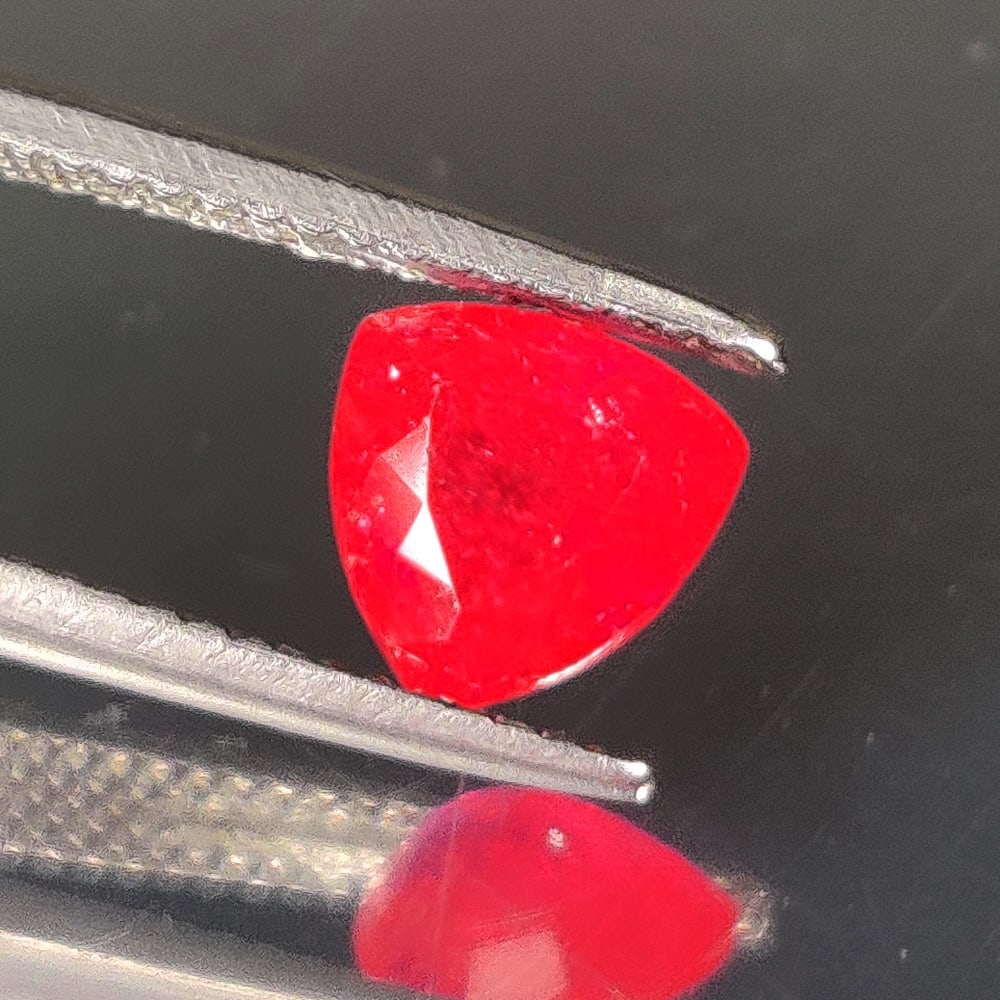 1.76 Ct Natural Pinkish Red Ruby Trillion cut (1 of 2)