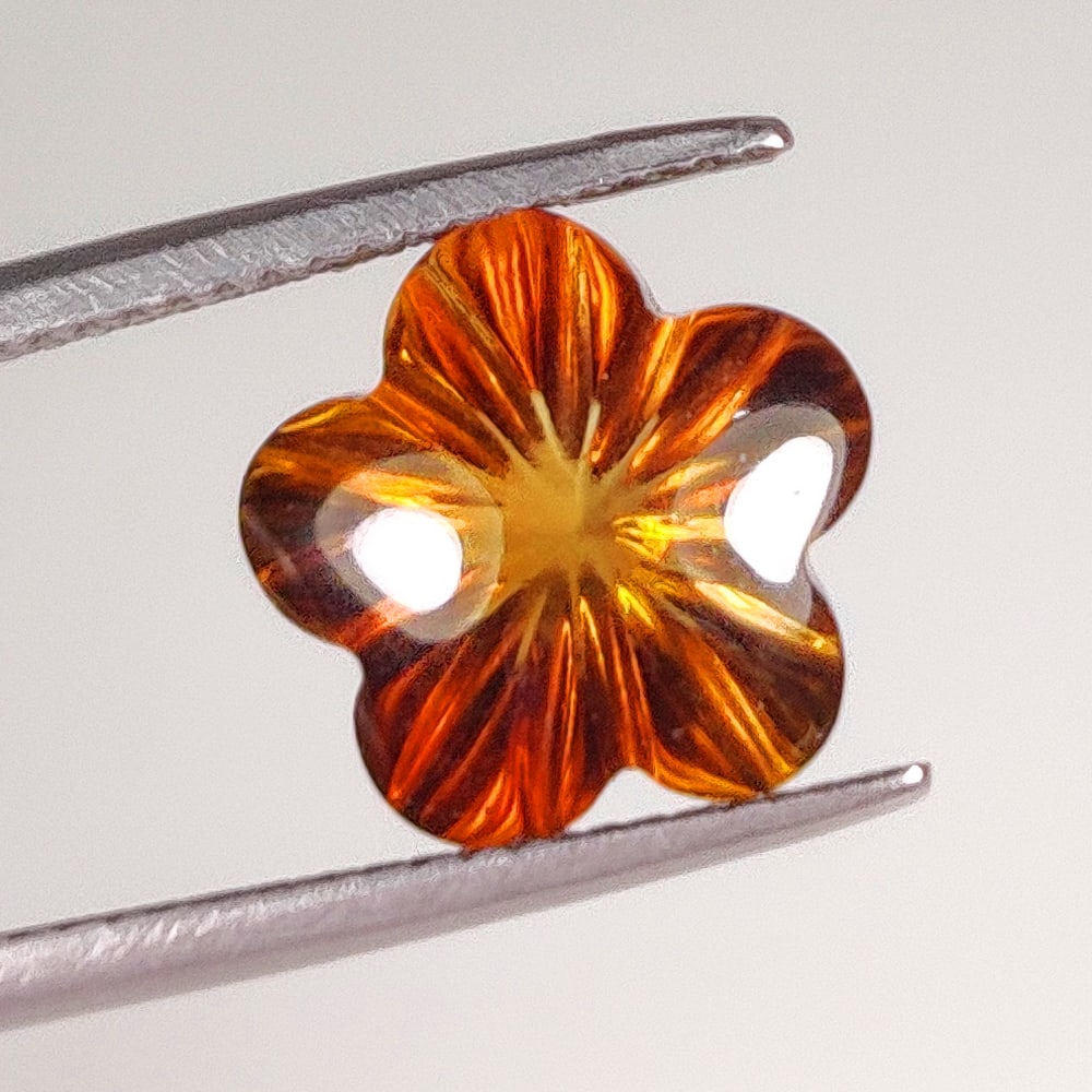 6.57 Ct Natural Madeira Citrine Flower Carving (1 of 2)