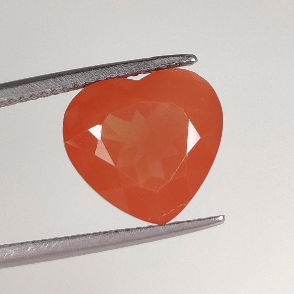 6.49 Ct Natural Andesine Heart Cut: Weight - 6.49 Ct / Dimensions - 11.80 x 12.50 x 8.20 mm / Shape - Heart Cut / Color - Brown / Clarity - SI / Origin - Congo / Treatment - Heated