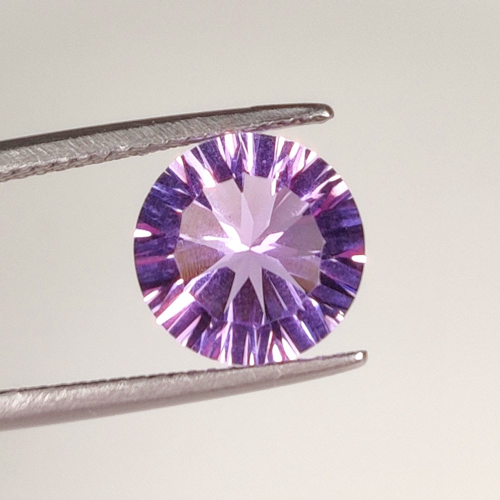 2.96 Ct Natural Purple Amethyst Round cut (1 of 2)
