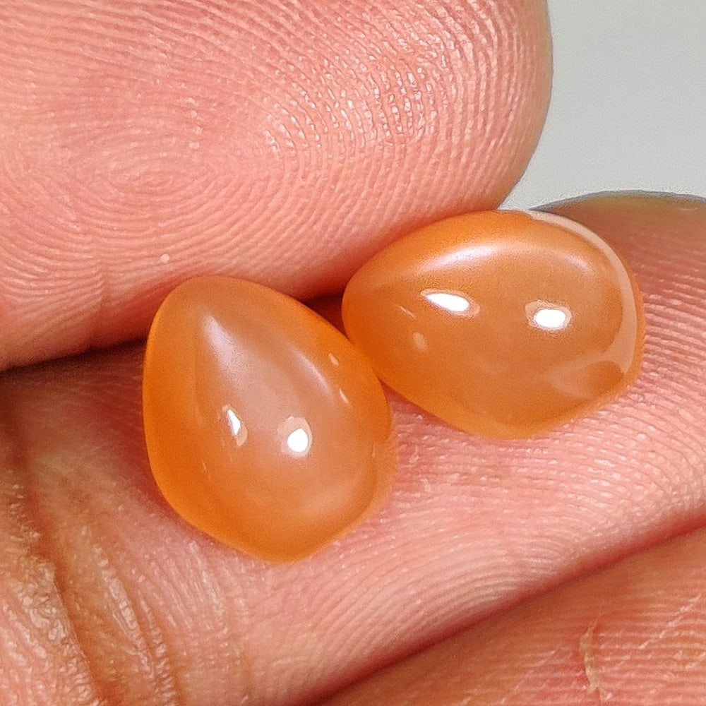 4.60 Ct Natural Orange Moonstone Pear Cab Pair (1 of 2)