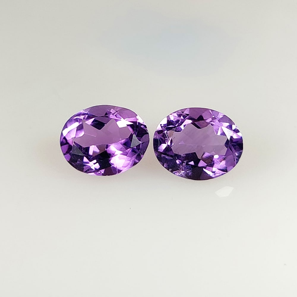 4.41 Ct Natural Purple Amethyst OVal Cut Pair (1 of 2)