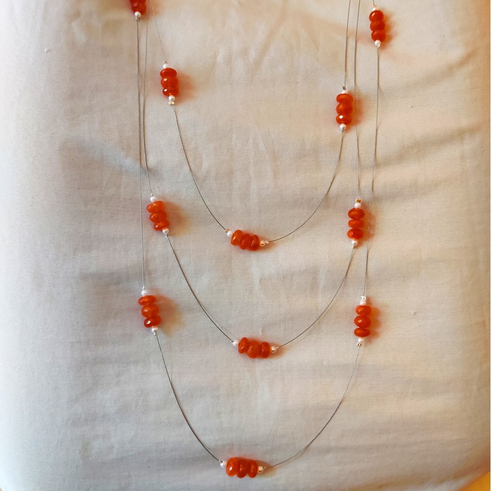 94.95 Ct Natural Orange Carnelian Round Cut Beads Necklace: Weight - 94.95 Ct / Dimensions - 7.70 - 8.60 mm / 33 Pc's / Shape - Round Cut Beads / Clarity - Semi - Opaque / Origin - Brazil