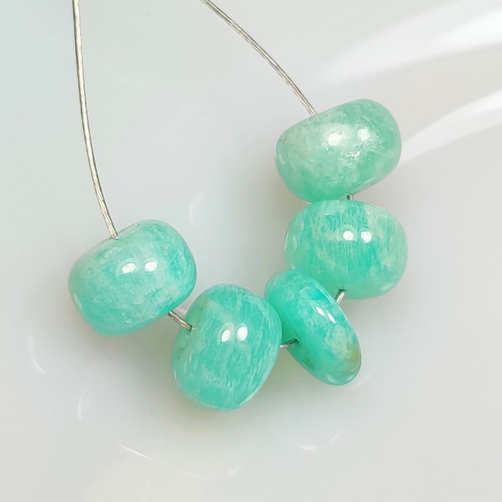 17.56 Ct Natural Amazonite Round Beads (1 of 2)