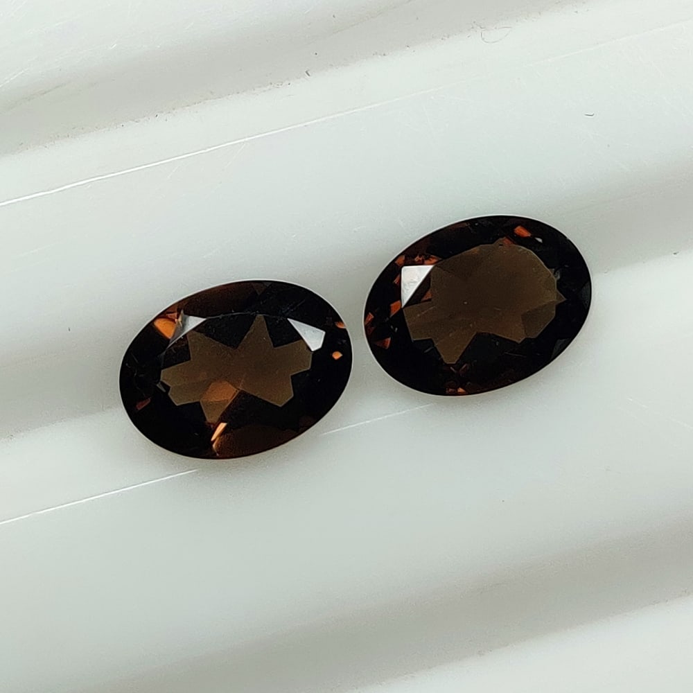1.38 Ct Natural Choco Smoky Quartz Oval Pair: Weight - 1.38 Ct / Dimensions - 6.90 x 5.10 x 3.20 mm / 2 Pc's / Top Class Quality / Oval Cut / Origin - Norway / Treatment - None