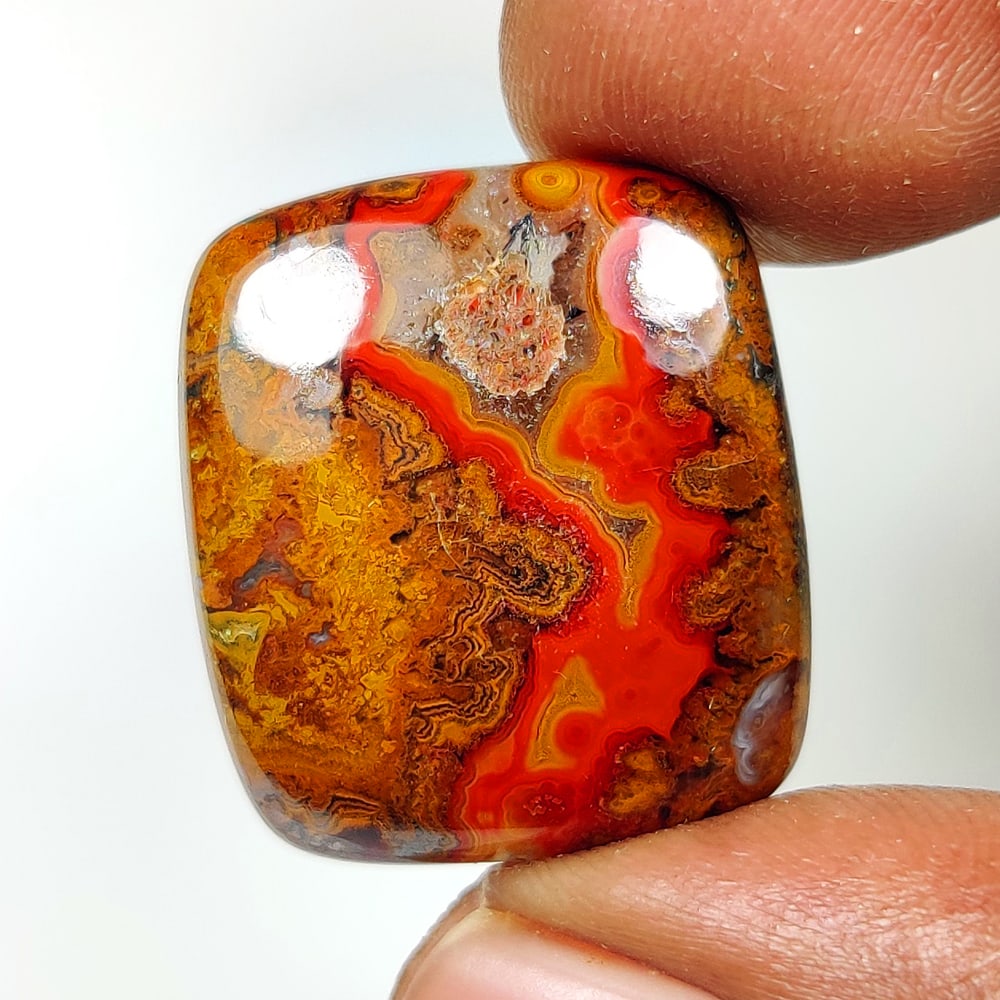 25.59 Ct Natural Seam Agate Cushion Cab (1 of 2)