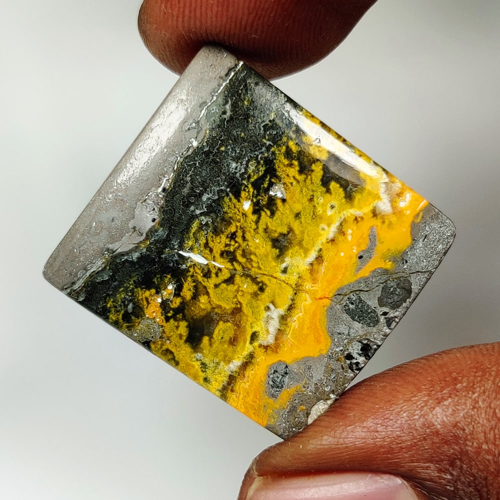 28.98 Ct Natural Bumblebee Jasper Quartz Octagon Cab (1 of 2)