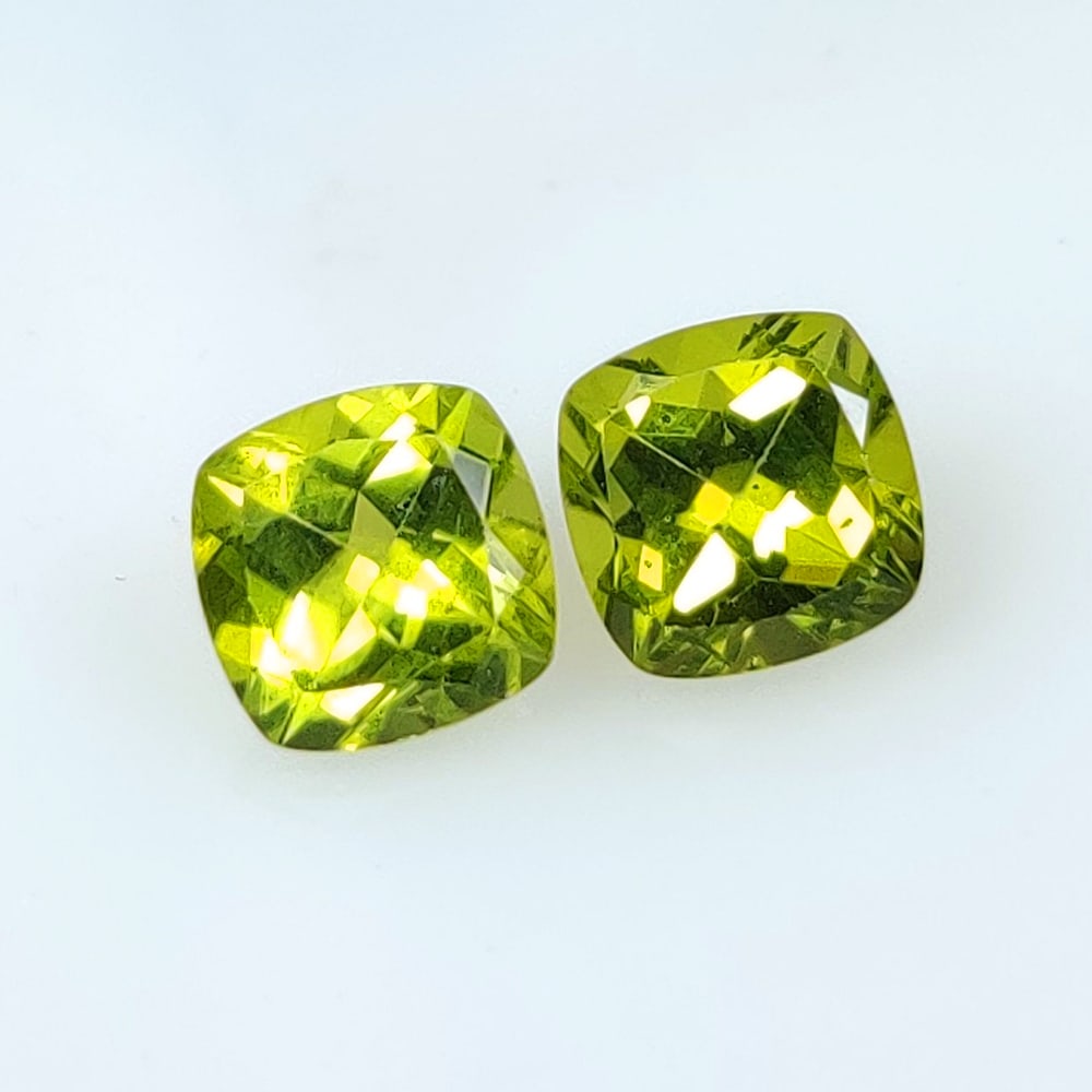 3.29 Ct Natural Green Peridot Cushion Cut Pair (1 of 2)