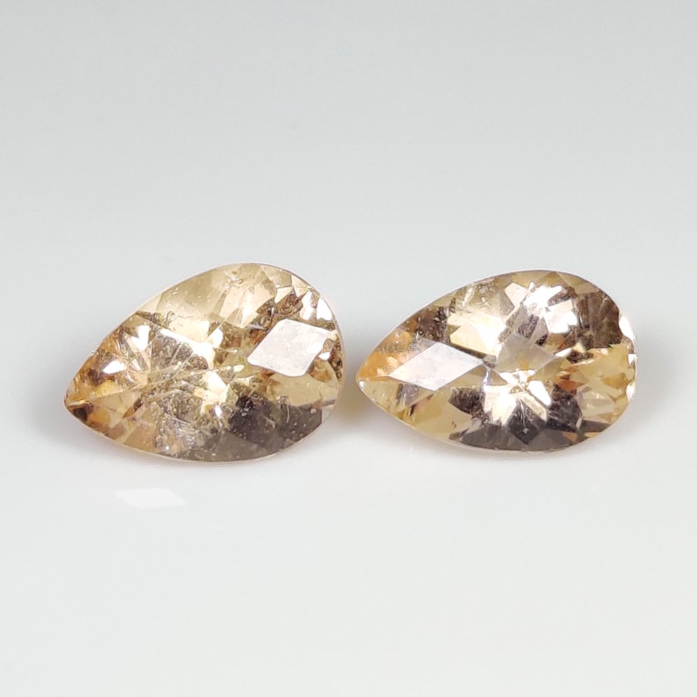 4.98 Ct Natural Peach Pink Morganite Pear Cut Pair (1 of 2)