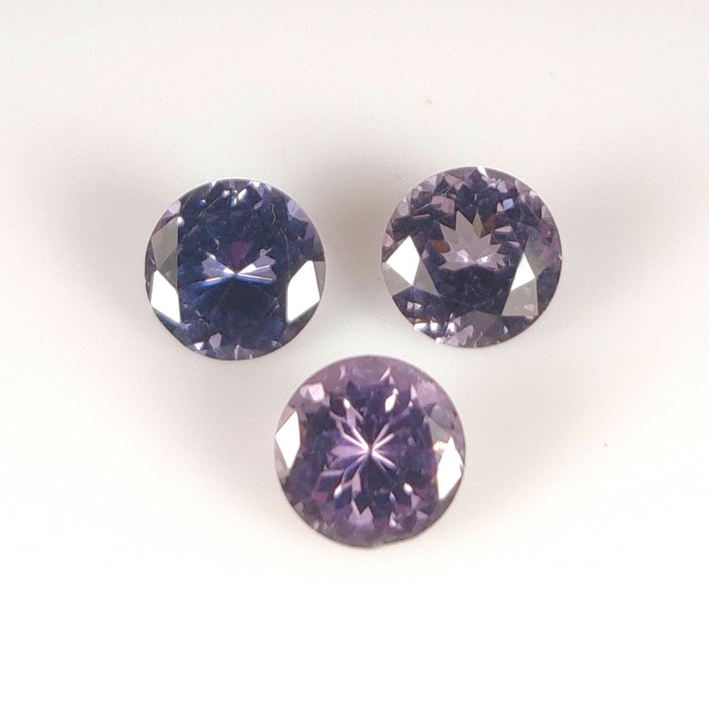 2.40 Ct Natural Spinel Round Cut Set: Weight - 2.40 Ct / Size -6.00 x 6.00 mm / 3 PC's / Shape - Round Cut / Color - Deep Blue & Pink / Clarity - VVS / Origin - Mozambique / Treatment - None