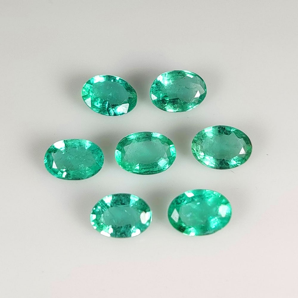 4.07 Ct Natural Zambian Green Emerald Oval Cut Necklace Set (1 of 3)