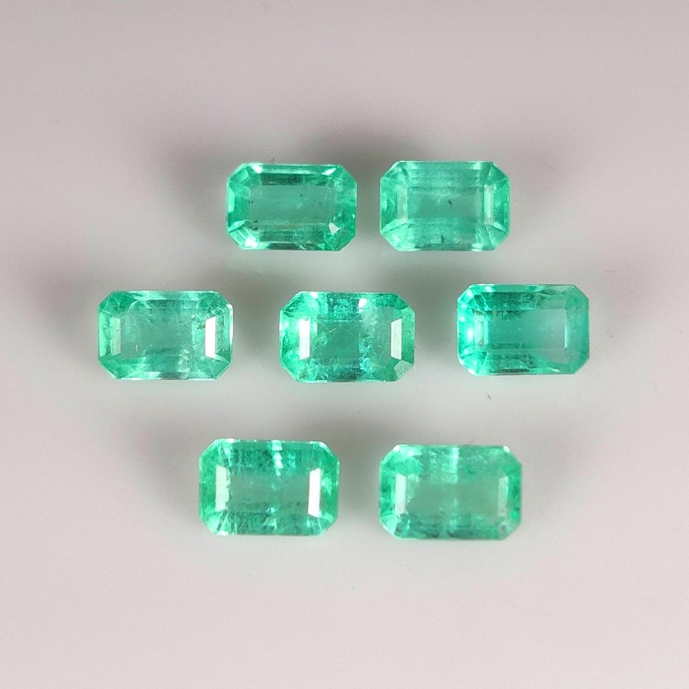 4.06 Ct Natural Zambian Green Emerald Octagon Cut Necklace Set (1 of 3)