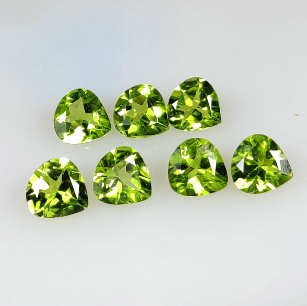 7.55 Ct Natural Green Peridot Pear Cut Set (1 of 2)