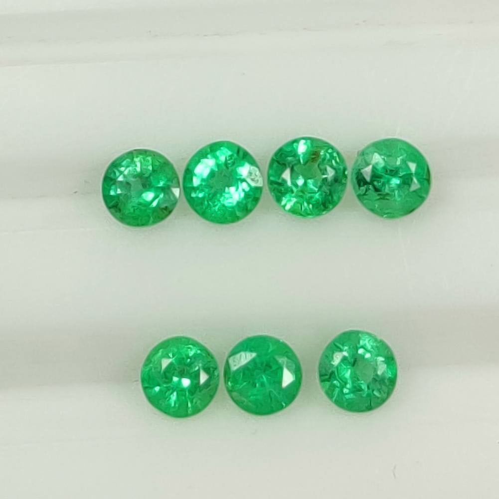 1.24 Ct Natural Zambian Green Emerald Round Cut Set (1 of 3)