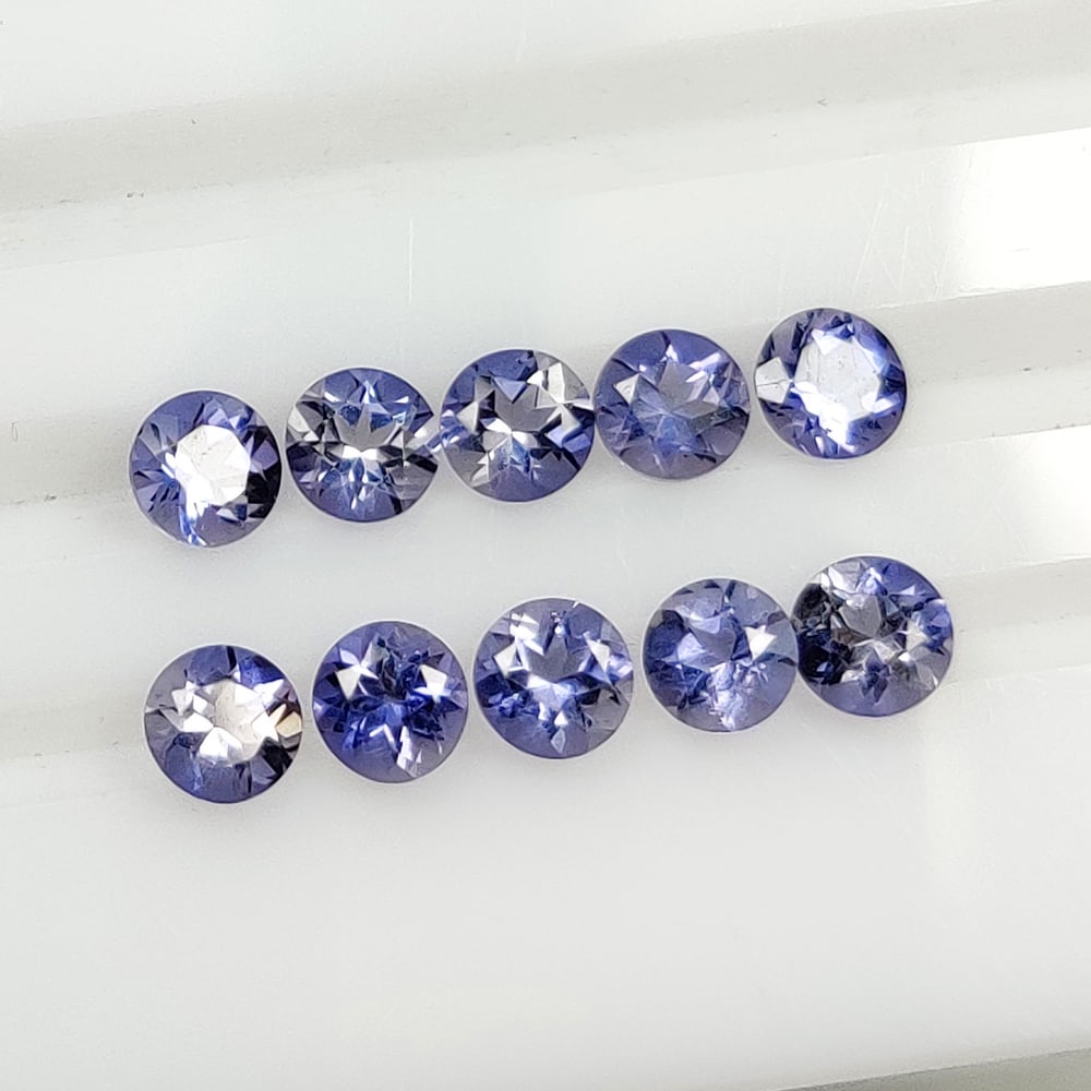 2.08 Ct Natural Violet-Blue Iolite Round Cut Set (1 of 3)