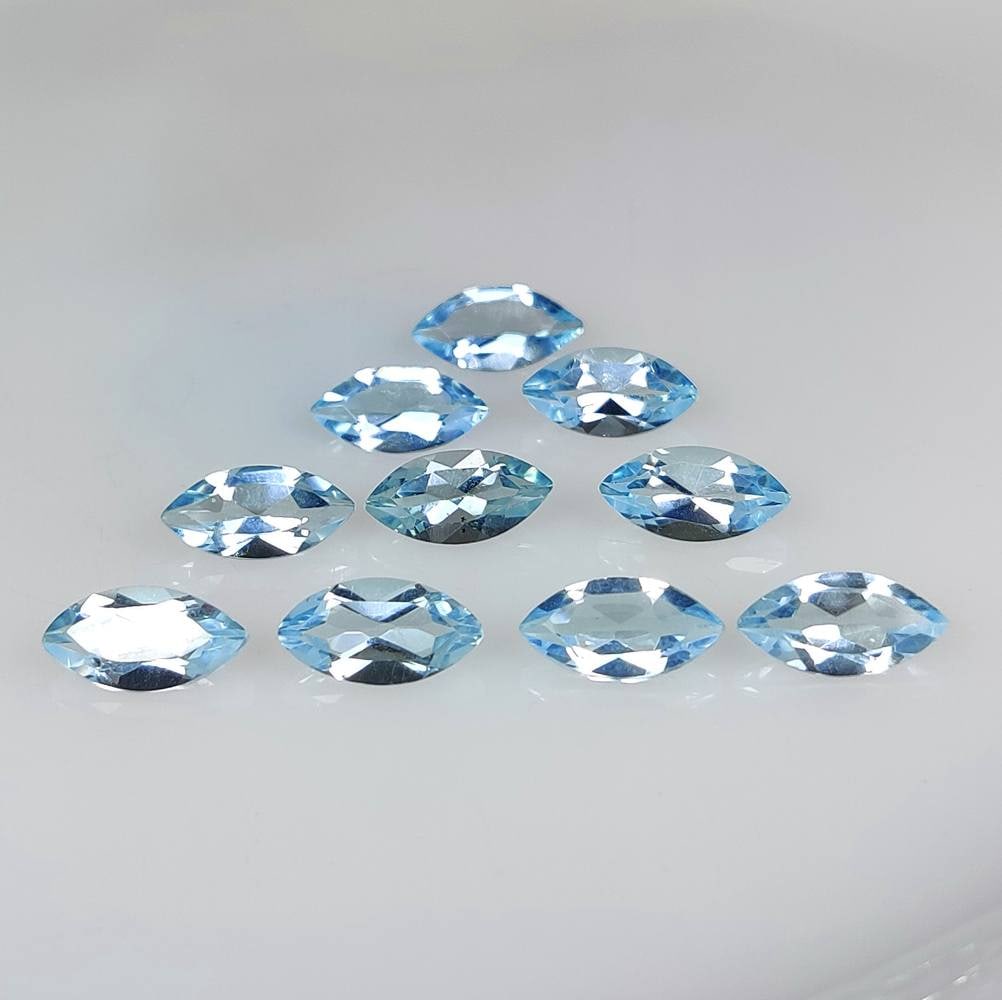 12.08 Ct Natural Stunning Blue Topaz Marquise Cut Set (1 of 3)
