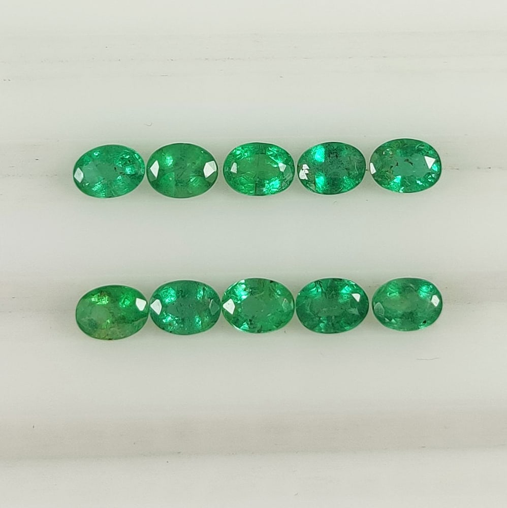 1.90 Ct Natural Zambian Green Emerald Oval Cut Set (1 of 3)