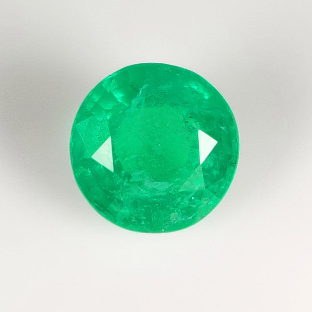 9.20 Ct Natural Zambian Green Emerald Round Cut (1 of 4)