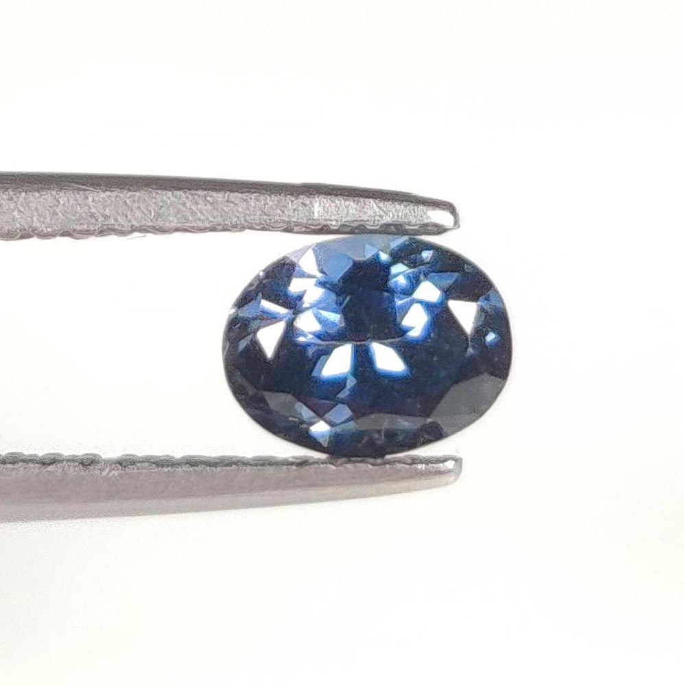 0.82 Ct Natural Spinel Oval Cut (1 of 2)