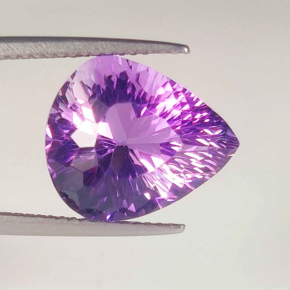 7.51 Ct Natural Purple Amethyst Pear Cut (1 of 2)