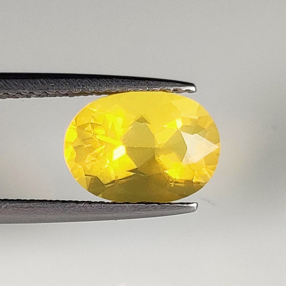6.54 Ct Natural Golden Yellow Citrine Drilled Dumble Beads (1 of 3)