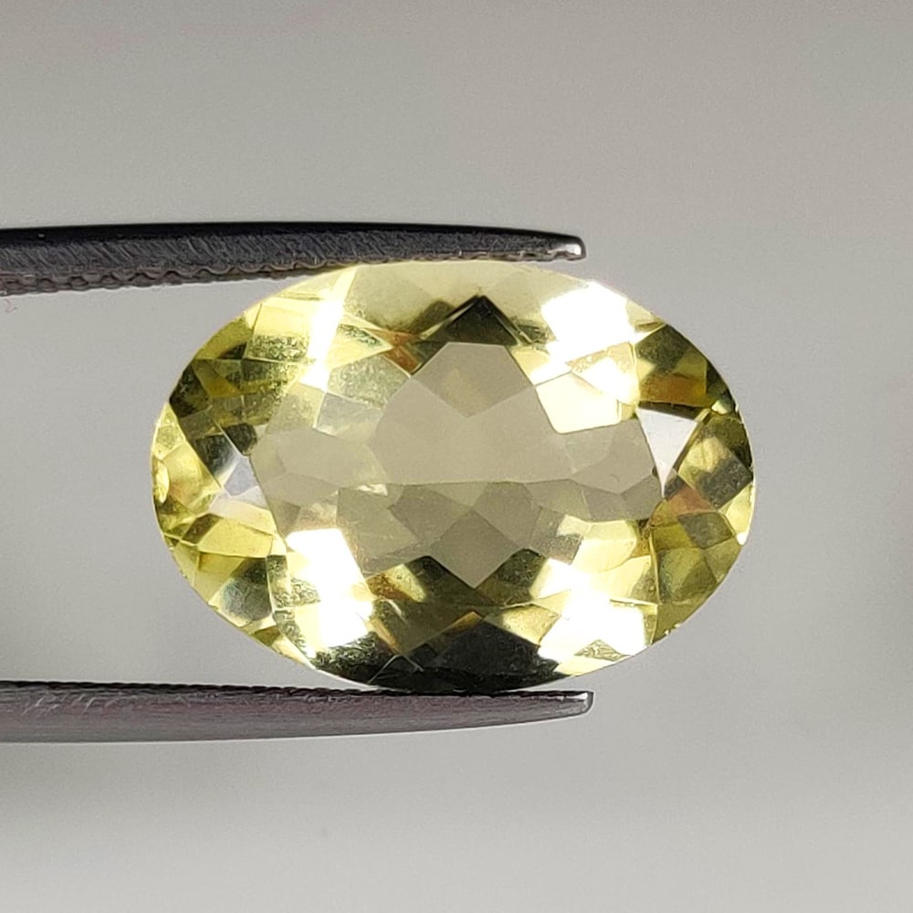8.37 Ct Natural Lemon Quartz Pear Cut (1 of 2)