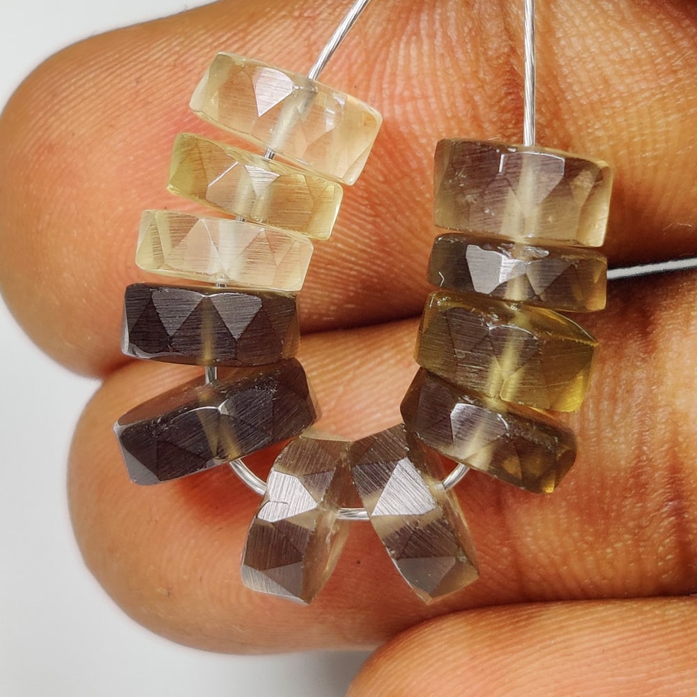 17.51 Ct Natural Flourite Round Cut Beads (1 of 2)