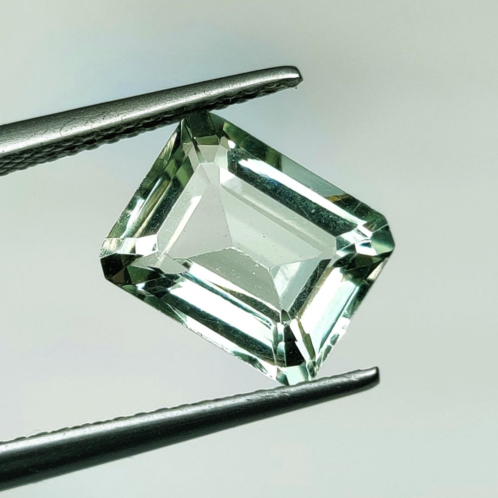 3.46 Ct Natural Green Amethyst Emerald Cut (1 of 2)