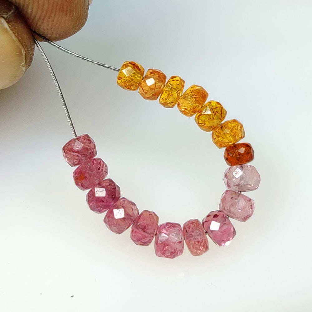 5.00 Ct Natural Bi-Color Garnet Round Drilled Beads (1 of 2)