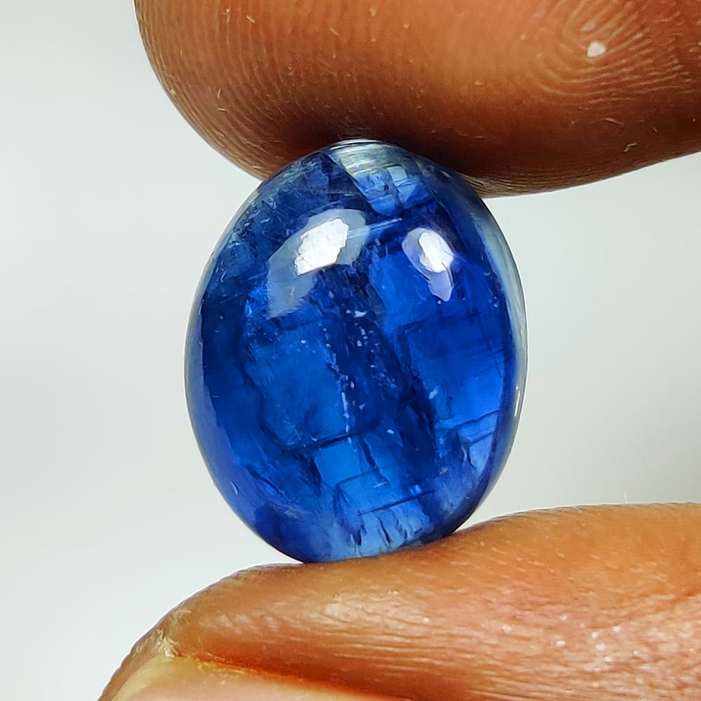 8.66 Ct Natural Blue Kyanite Oval Cab (1 of 2)