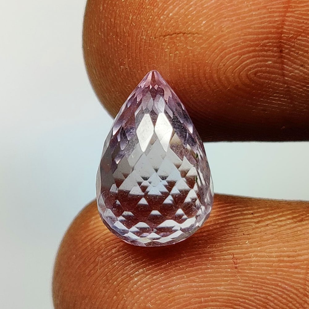 4.57 Ct Natural Purple Amethyst Pear Drop (1 of 2)